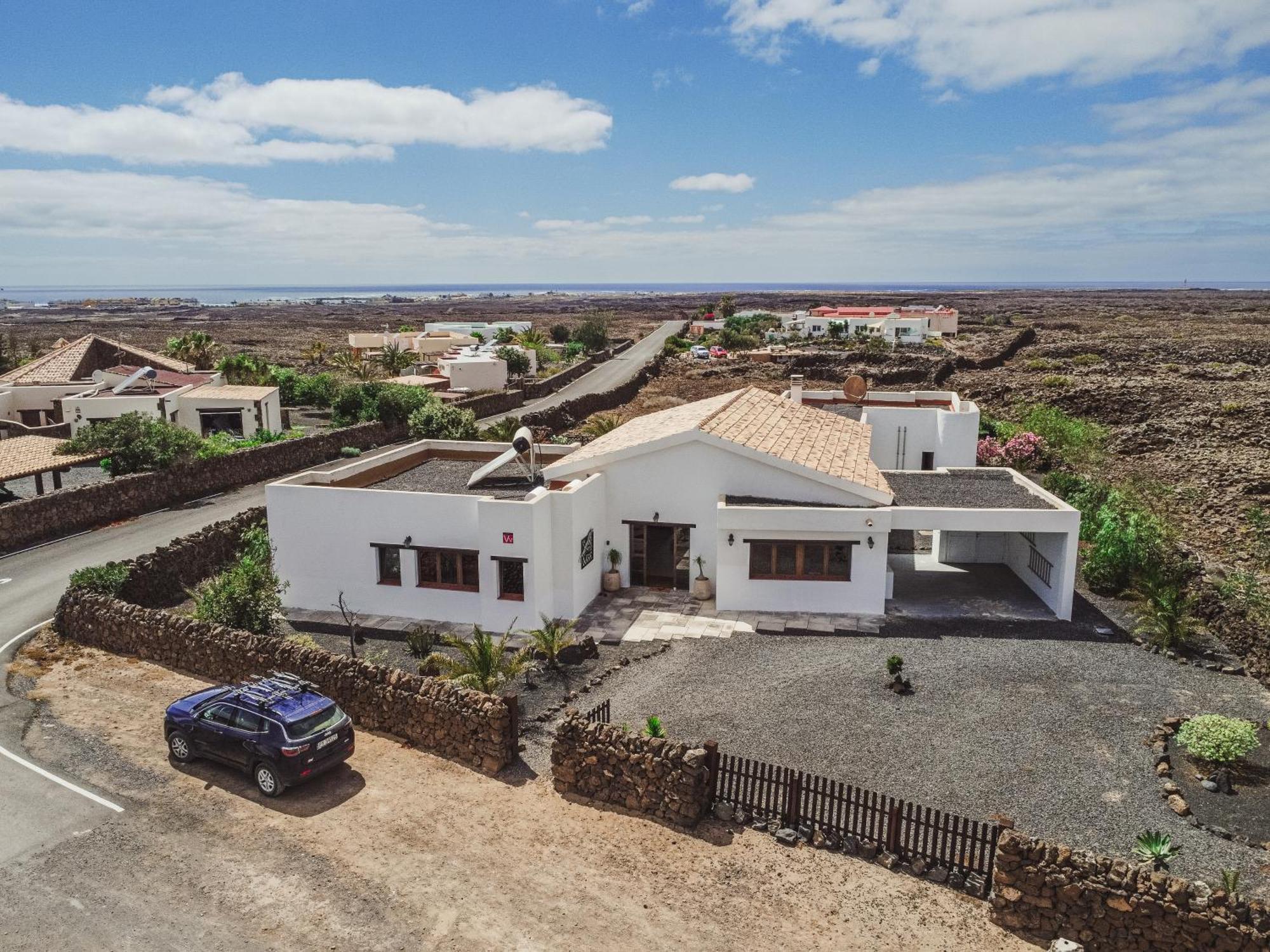 Villa Buena Vista With Heated Indoor Pool In El Roque La Oliva Exterior foto